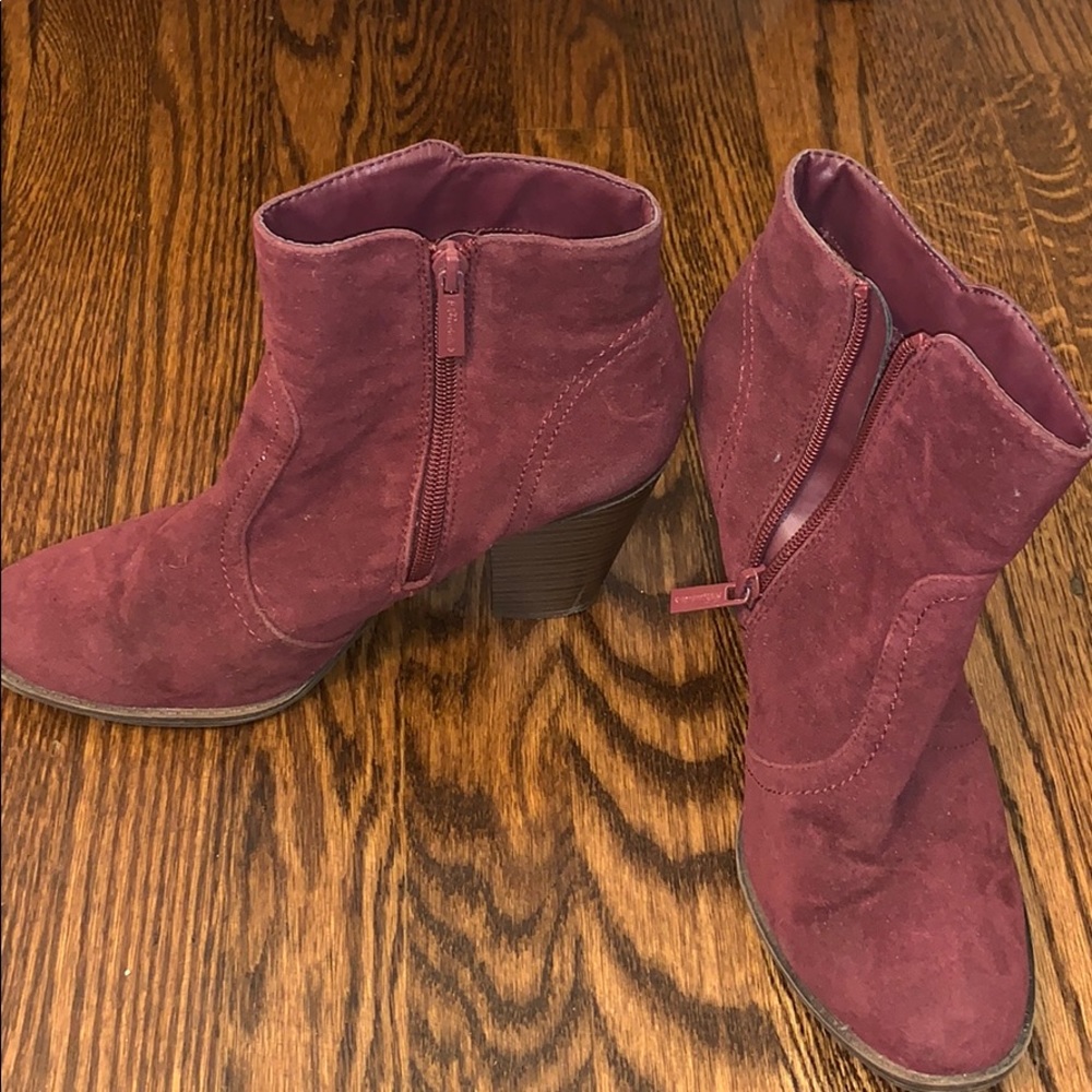 Breckelles Heeled Booties